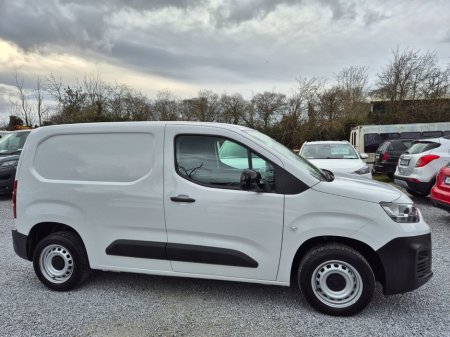 2023 Fiat Doblo - thumbnail 5