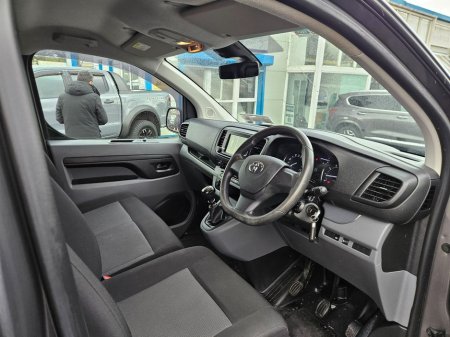 2022 Toyota Proace - thumbnail 2