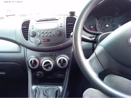 2011 Hyundai i10 - thumbnail 9