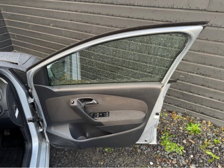 2012 Volkswagen Polo 1.2 TSI AUTO €7,995 thumbnail