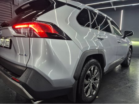 2023 Toyota Rav4 RAV4 HYBRID SOL 4DR AUTO €38,950 thumbnail