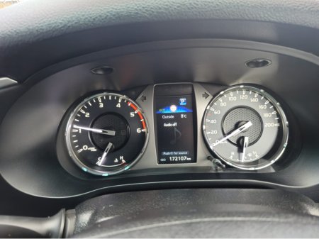 2022 Toyota Hilux 2.8 SR5 D/CAB AUTO 4DR €31,450 thumbnail