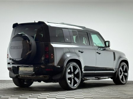 2024 Land Rover Defender - thumbnail 7
