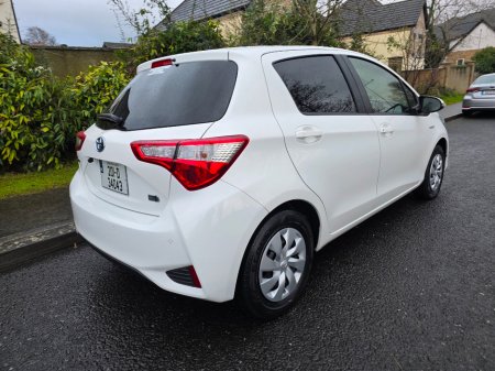 2020 Toyota Yaris VITZ DAA-NHP130 5DR AUTO €14,950 thumbnail