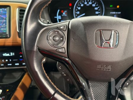 2019 Honda Vezel 1.5 HYBRID SUV - BROWN LEATHER INTERIOR - FACTORY ALLOYS - PADDLE SHIFT - CRUISE CONTROL - REAR CAMERA €20,950 thumbnail