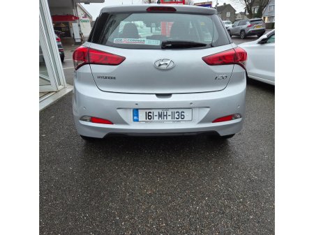 2016 Hyundai i20 1.2 Deluxe €12,950 thumbnail