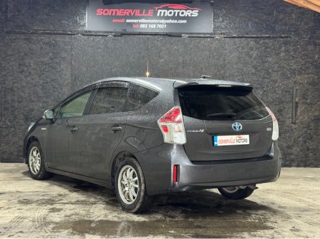 2020 Toyota Prius Alpha 1.8 Hybrid €15,999 thumbnail