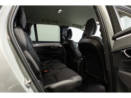 2025 Volvo XC90 - thumbnail 12