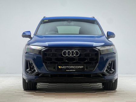 2024 Audi Q7 S LINE 55 TFSI E QUATTRO €84,990 thumbnail