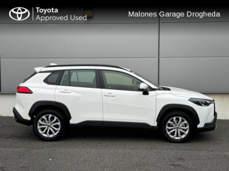 2025 Toyota Corolla Cross 1.8 Hybrid Luna Call Now : 041 980 2420 €37,945