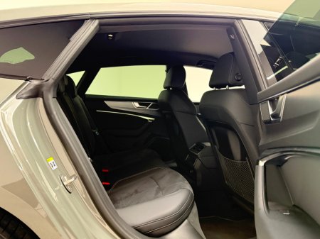 2025 Audi A7 S LINE 40 2.0 TDI QUATTRO €79,990 thumbnail