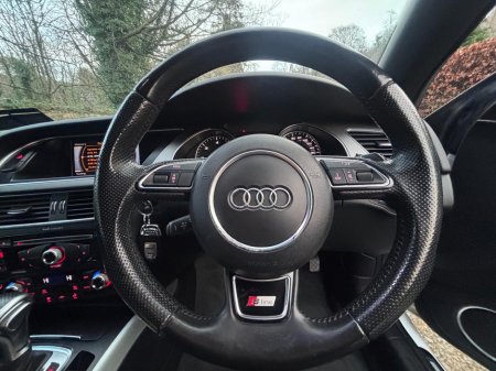 2013 Audi A5 CABRIOLET 2.0 TDI S LINE SP ED 174BHP AUTO €14,950 thumbnail