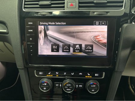 2019 Volkswagen Golf *VOLKSWAGEN GOLF TSI* *LOW MILEAGE* *HEATED LEATHER ELECTRIC SEATS* *WIDE PRONAV SCREEN* *REVERSE CAMERA* *PARKING SENSORS* *DSG AUTOMATIC* *FINANCE AVAILABLE* *TRADE INS WELCOME* €21,950 thumbnail