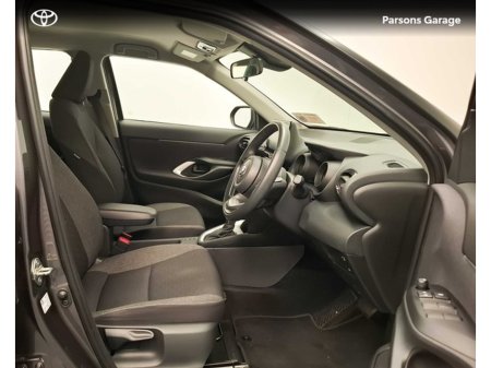 2023 Toyota Yaris Cross - thumbnail 6