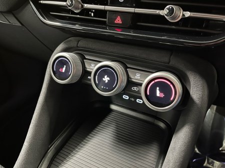 2025 Skoda Kodiaq Sportline IV 1.5TSi PHEV 204BHP - Reversing Camera - Climate Control - Sat Nav - Heated Seats - Keyless Start - Apple CarPlay/Android Auto thumbnail