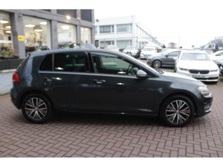 2016 Volkswagen Golf 1,2TSI ALLSTAR 5DR HATCHBACK AUTOMATIC // IMMACULATE CONDITION THROUGHOUT // BUY WITH CONFIDENCE AA AND SIMI APPROVED DEALER 2025 // FINANCE ARRANGED // ALL TRADE INS WELCOME // €17,950