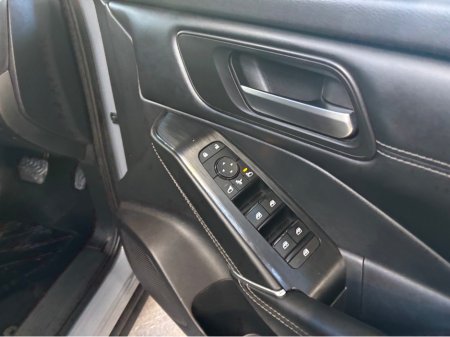 2023 Nissan Qashqai EPOWER SV PREMIUM 2T G GR RR 4DR AUTO €23,999 thumbnail