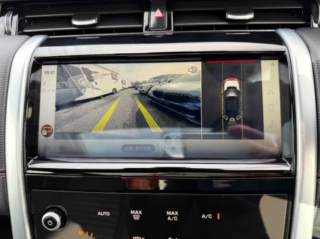 2022 Land Rover Discovery - thumbnail 18