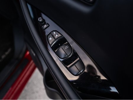 2016 Nissan Leaf - thumbnail 26