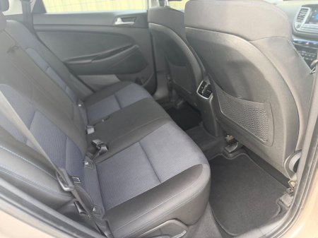 2015 Hyundai Tucson - thumbnail 11