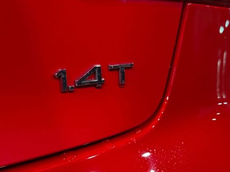 2015 Audi A3 SALOON AUTOMATIC 1.4L TFSI - A/C HEATING CONTROLS - REVERSE CAMERA - CRUISE CONTROL - UPGRADED ALLOY WHEELS €15,950 thumbnail