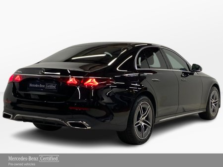 2025 Mercedes-Benz E Class - thumbnail 3