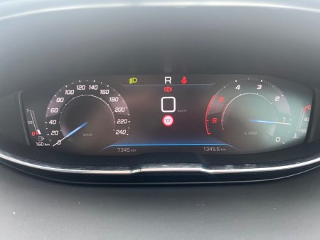 2025 Peugeot 5008 1.5 BlueHDi 130bhp Allure Auto thumbnail