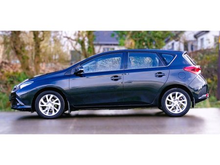 2016 Toyota Auris 1.2T ICON VVT-I 114BHP 5DR €12,900 thumbnail