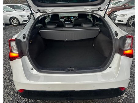 2021 Toyota Prius - thumbnail 9