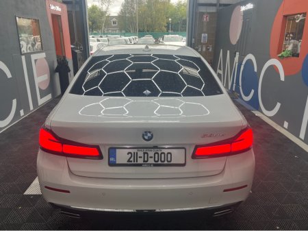 2021 BMW 5 Series €37950! 2021 BMW 5 SERIES 530E LUXURY 2.0 HYBRID / 23K KMS /  ADAPTIVE CRUISE CONTROL, 360 CAMERA, HEATED SEATS & MORE €37,950