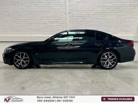 2023 BMW 5 Series - photo 4