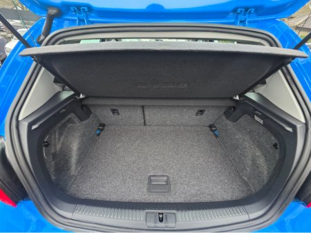 2015 Volkswagen Polo ( 152 REG ) 1.2 TSI COMFORTLINE  - CRUISE CONTROL - LOW TAX BAND - SIMI DEALER €11,750 thumbnail