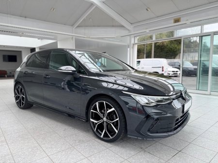 2024 Volkswagen Golf - photo 2