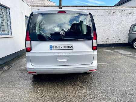 2023 Volkswagen Caddy Maxi Life LIFE 2.0TDI 122BHP A7F 5DR DSG AUTO 7 SEAT €36,950 thumbnail