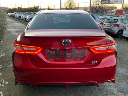 2019 Toyota Camry WS AUTOMATIC HYBRID 2.5 PETROL //HIGH SPEC//FULL LEATHER HEATED SEATS//HEAD UP DISPLAY//KEYLESS ENTRY// €26,950 thumbnail