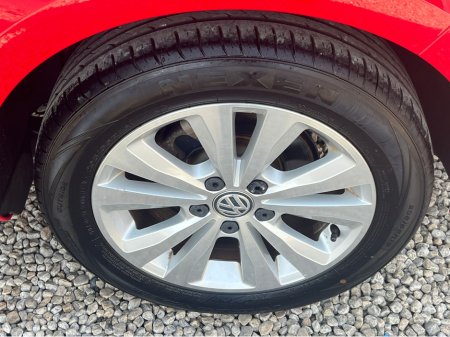 2015 Volkswagen Golf - thumbnail 17