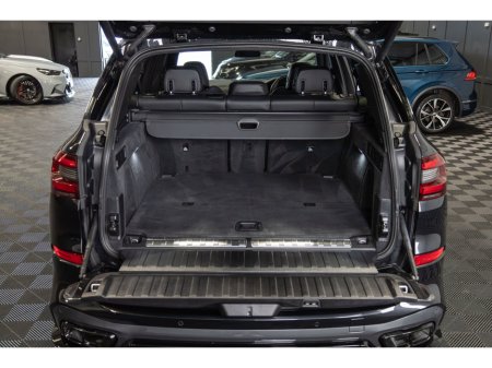 2022 BMW X5 xDrive45e M Sport €62,950 thumbnail