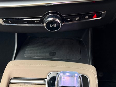 2025 Volvo XC90 - thumbnail 19