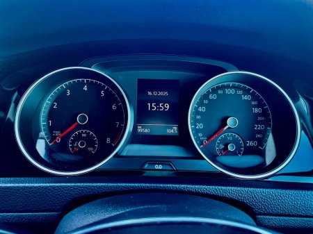 2015 Volkswagen Golf 1.4 TSI 150HP ACT HIGHLINE €12,499 thumbnail