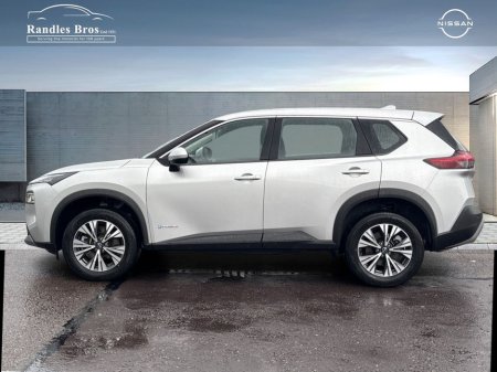2025 Nissan X-Trail - view 3