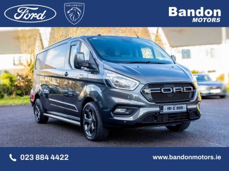 2019 Ford Transit Custom 300 LWB LIMITED. UPGRADED ALLOYS, SIDE BARS, UPGRADED FRONT GRILL AND SPLITTER. LOOKS THE PART.