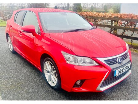 2015 Lexus CT 200 h - view 4