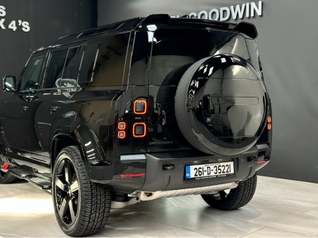 2026 Land Rover Defender - thumbnail 8