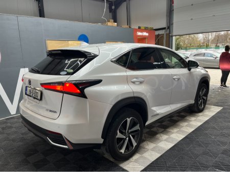 2019 Lexus NX 300 h - thumbnail 2