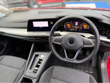 2022 Volkswagen Golf ACTIVE - 2.0L DIESEL - AUTO - 12M WARRANTY - CAR: €27,950 thumbnail