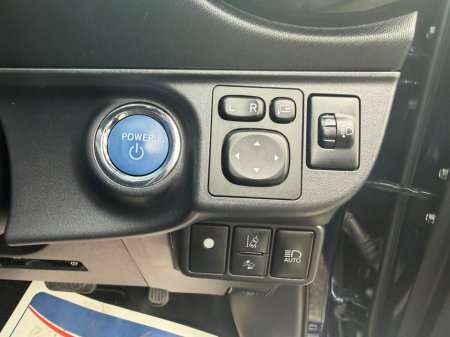 2016 Toyota Aqua - thumbnail 16