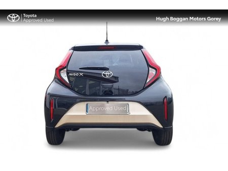 2025 Toyota Aygo X AYGO X DESIGN thumbnail