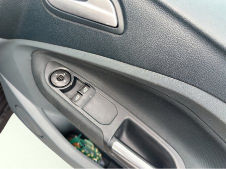 2015 Ford C-Max - thumbnail 17