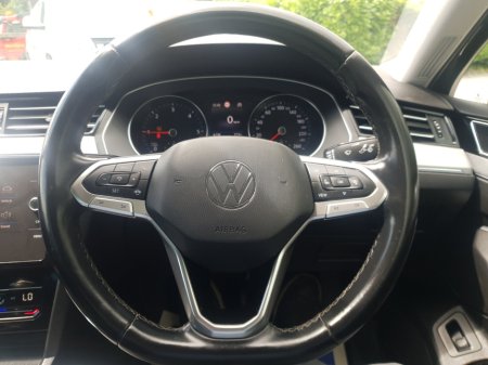2021 Volkswagen Passat 2.0 TDI 150HP Business €18,950