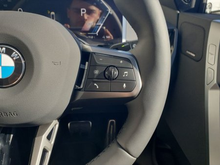 2026 BMW iX - thumbnail 18